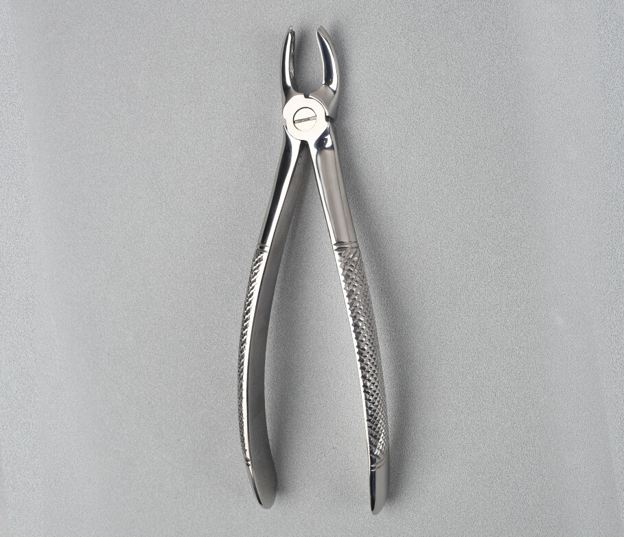 Extraction Forceps